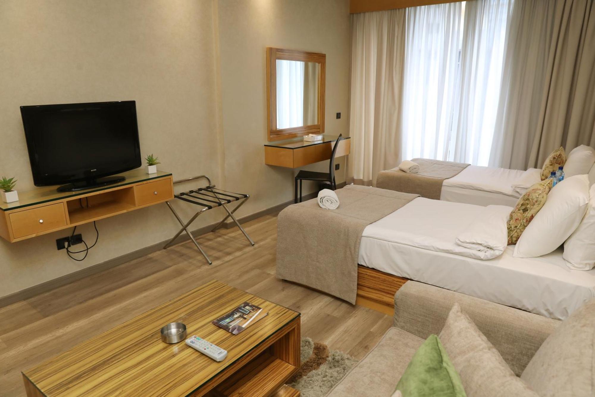Imperial Suites Hotel Beirut Exterior foto