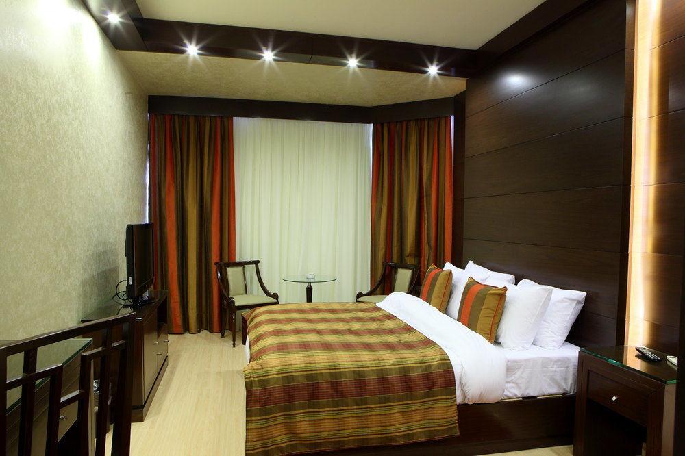 Imperial Suites Hotel Beirut Exterior foto