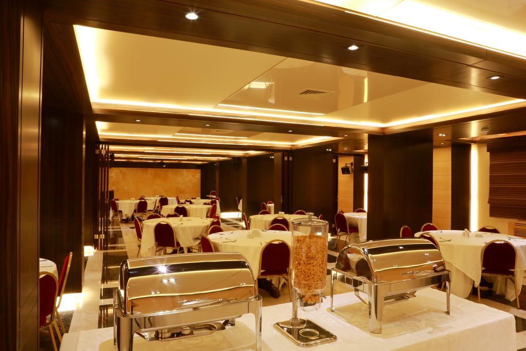Imperial Suites Hotel Beirut Exterior foto