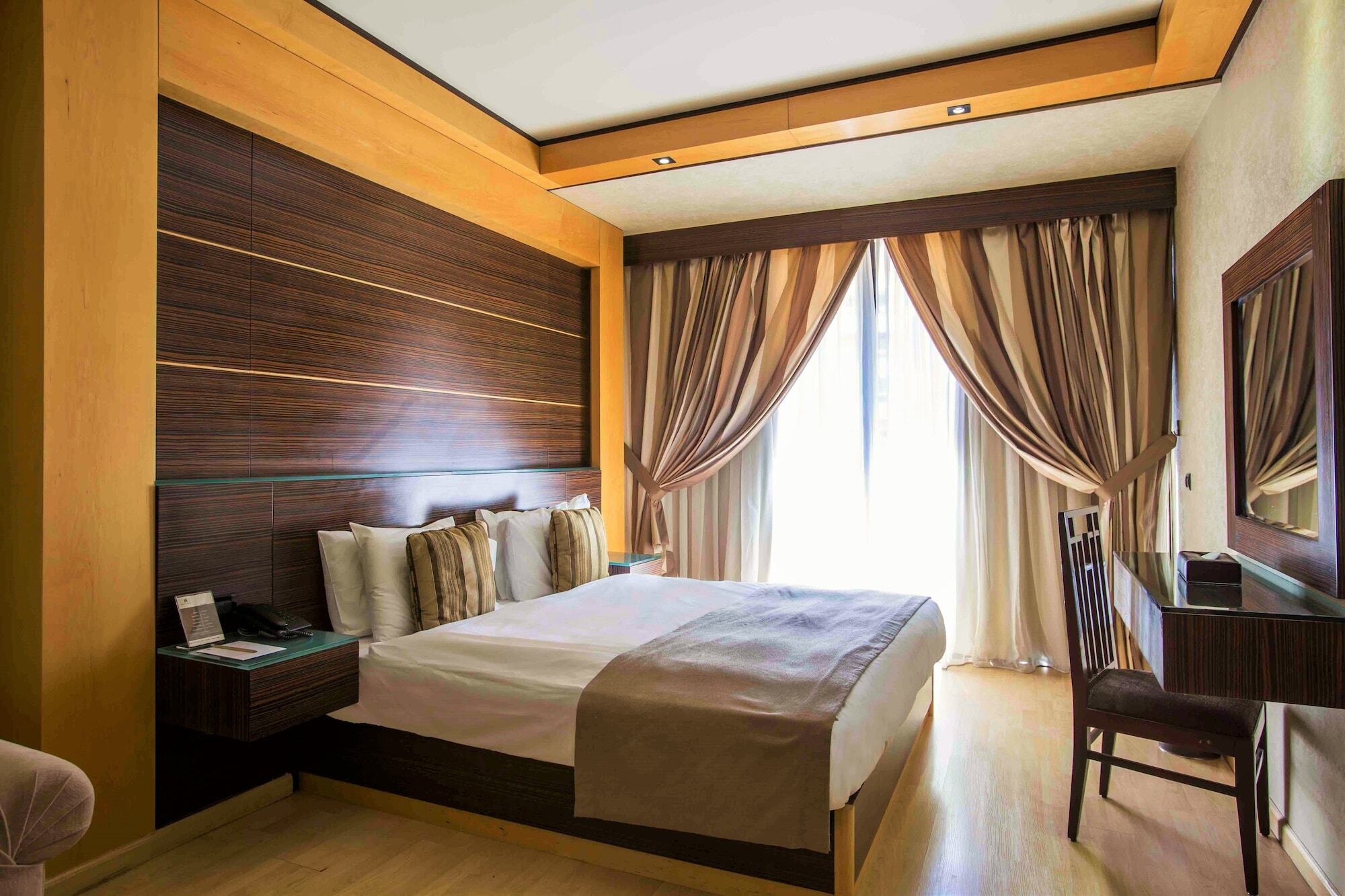 Imperial Suites Hotel Beirut Exterior foto